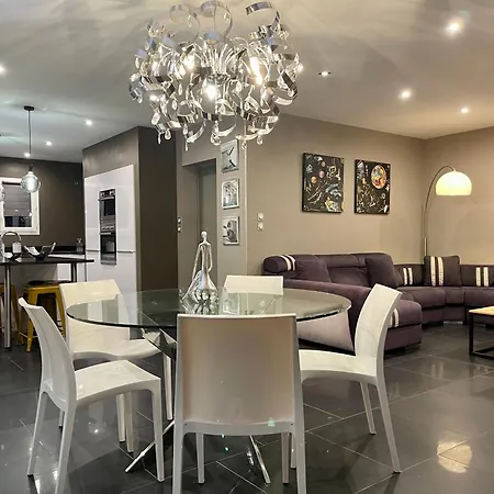 فيلة L'oliveras Pezens